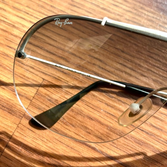 Ray-Ban Aviator Sunglasses - Picture 4 of 10